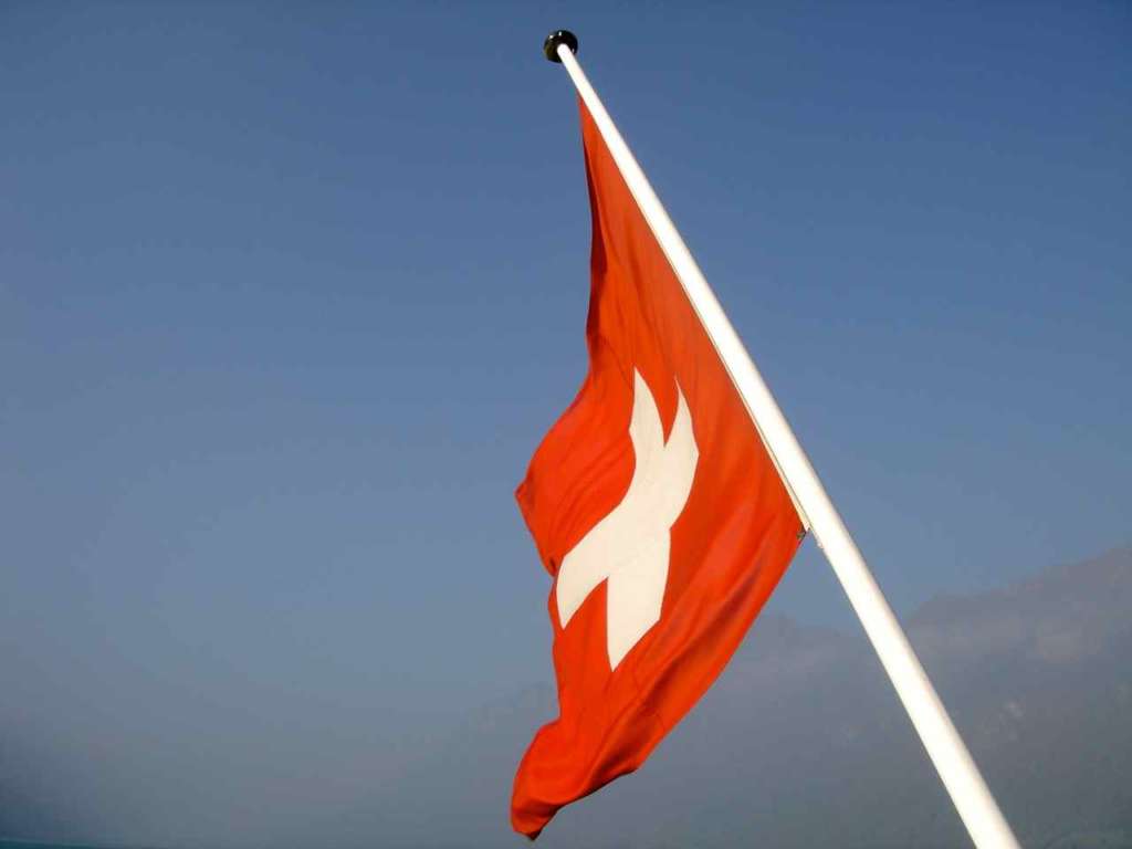 Bandera de Suiza. 10 curiosidades sobre Suiza.