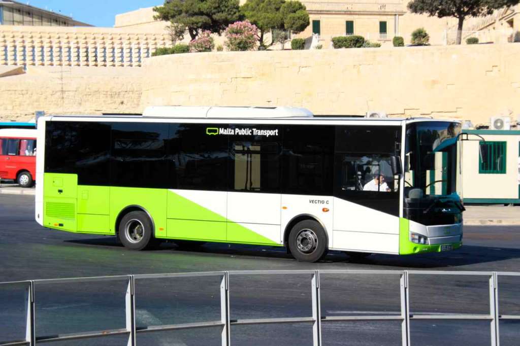 Malta Public Transport - Autobús transporte público de Malta.